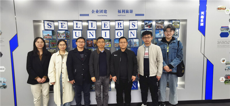 高校老師走進(jìn)賽爾